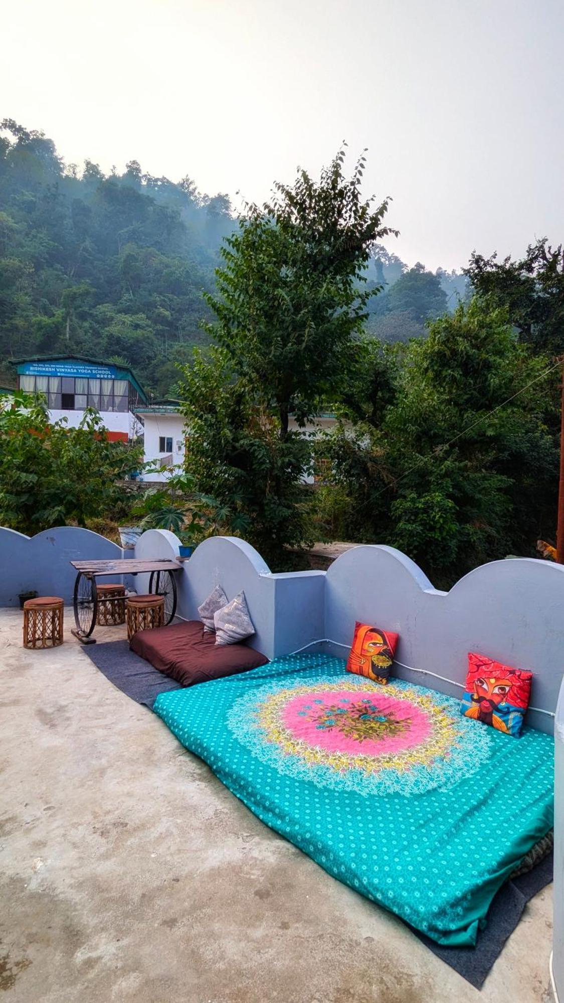 Hobbit House Hostel Rishīkesh Zewnętrze zdjęcie